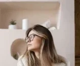 Customer. women